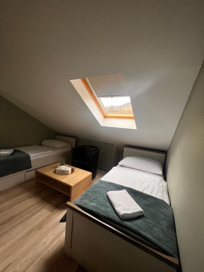 Penzion Horal Osek  Buitenkant foto