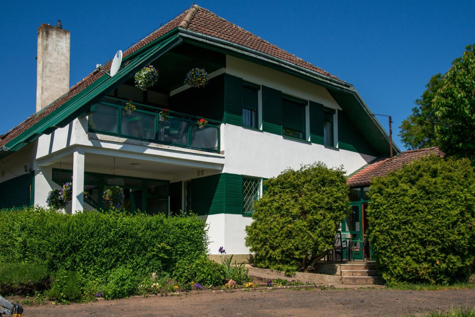 Penzion Horal Osek  Buitenkant foto