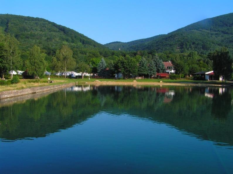 Penzion Horal Osek  Buitenkant foto